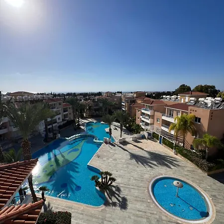Iris Village Grand Apartment Paphos Exterior photo