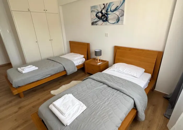 Iris Village Grand Apartment